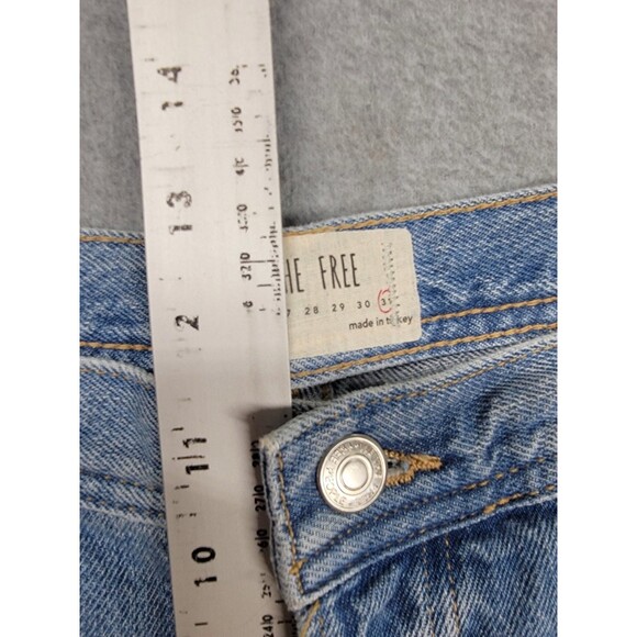 We The Free Womens Jeans 31 34x27 Wide Capri Distressed Light Stretch Button Fly - Picture 8 of 14